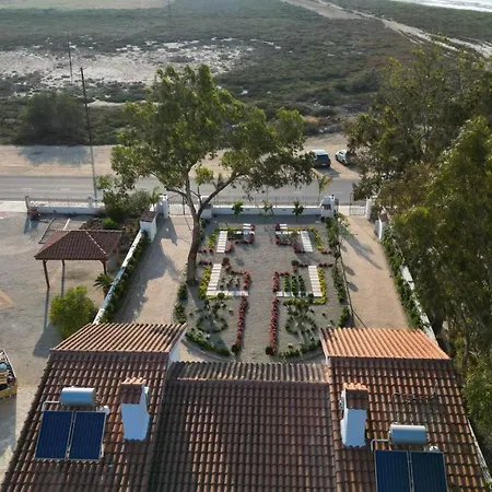 펜션 Meneou By The Sea *