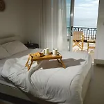 Meneou By The Sea 拉纳卡